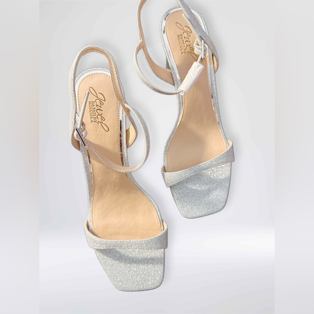 NEW BADGLEY MISCHKA Jewel Women’s Rayla Silver Glitter Heeled Sandal Size 9